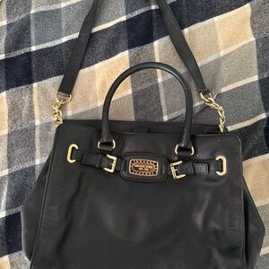 Elegant Black Leather Handbag
